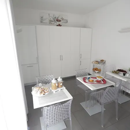 Piccola Caracas Bed & Breakfast 2*